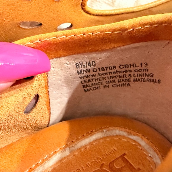 New BORN Leather Cutout Flats Size 8.5  (40) Padded Insole NWOT Orange Brown - Picture 10 of 10